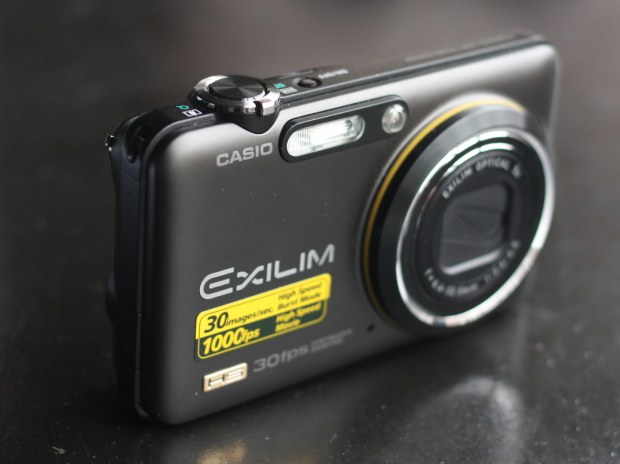 Review: Casio Exilim EX-FC100 | TechCrunch