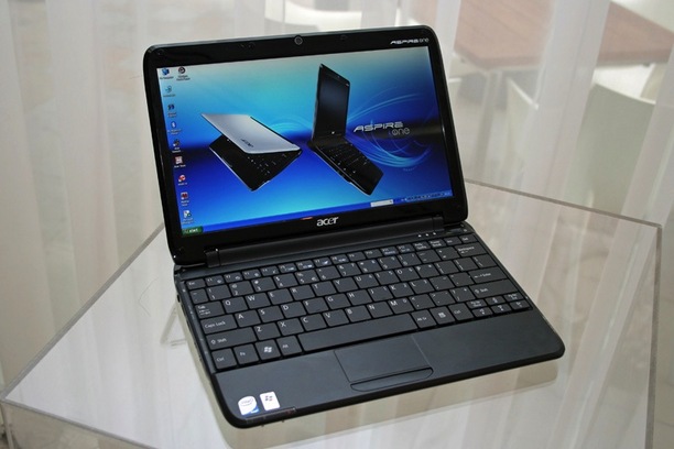 Bezet Postbode Zweet Acer's 11.6-inch Aspire One 751 reviewed | TechCrunch