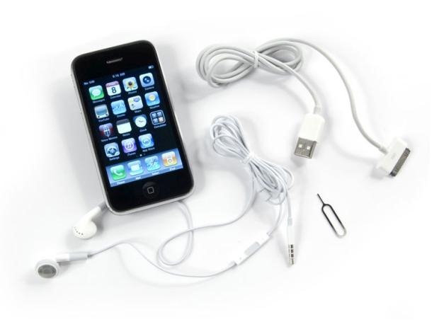 Apple_8GB_iPhone_3Gk75Detail