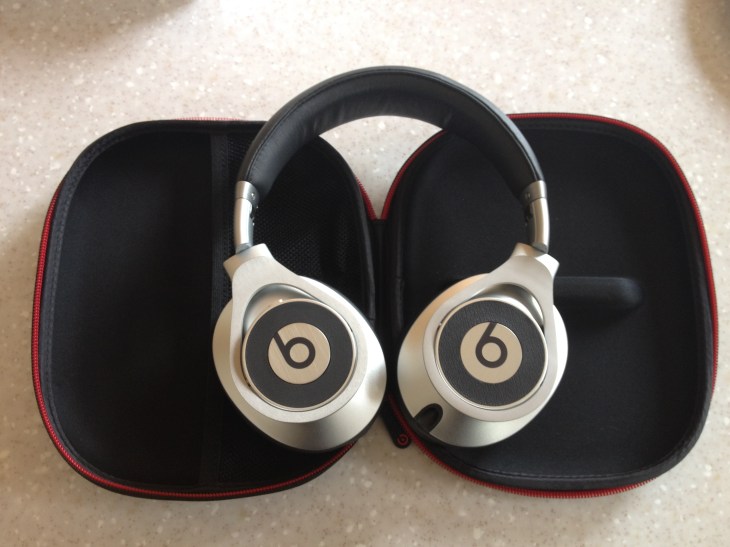 Beats Targets The Business Traveler With Executive Edition Headphones, We Listen | TechCrunch