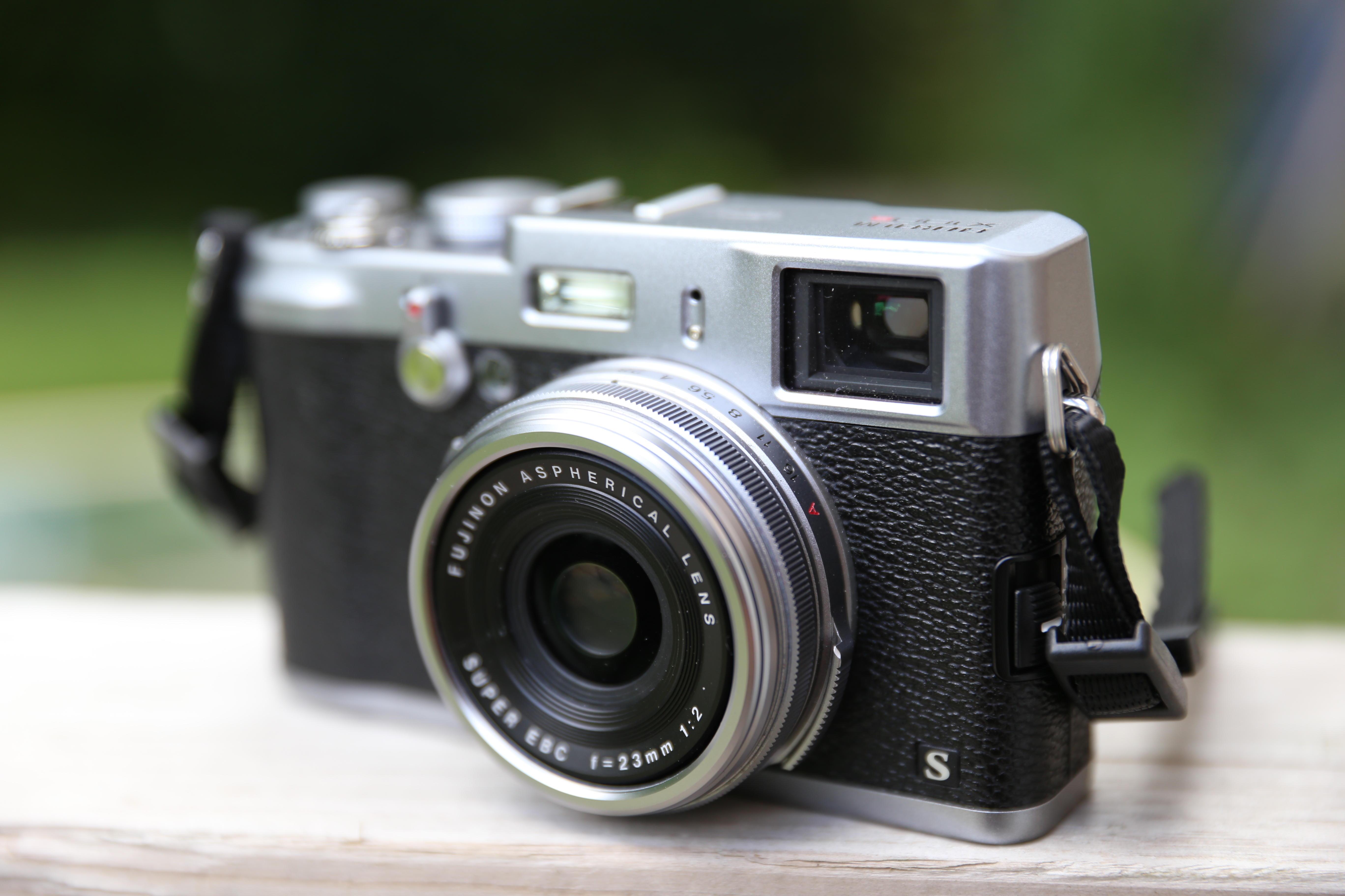 tragedie Plenaire sessie middernacht The Fujifilm X100S Is The Perfect Constant Camera Companion For Photography  Fans | TechCrunch