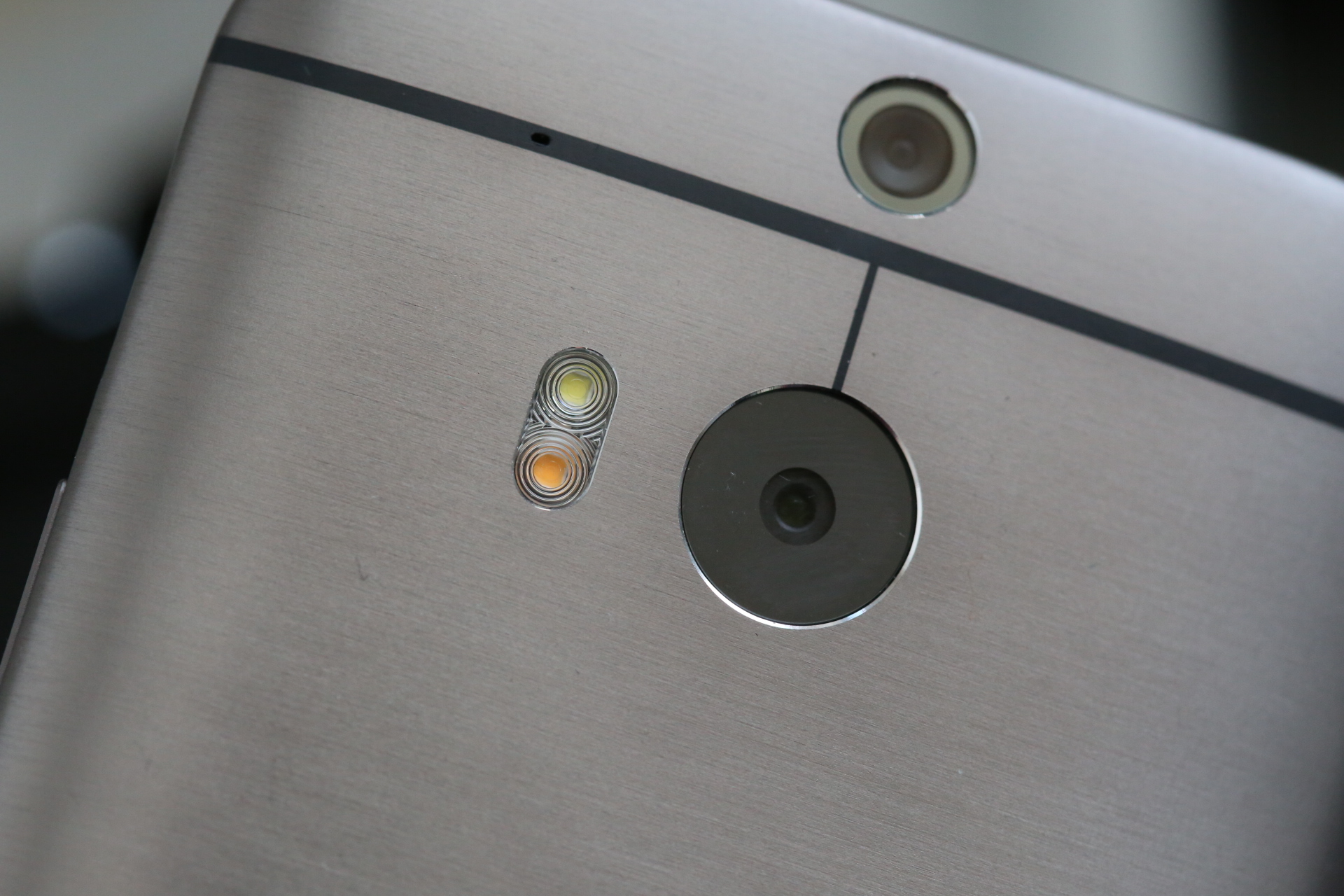 HTC-One-M8-camera-detail