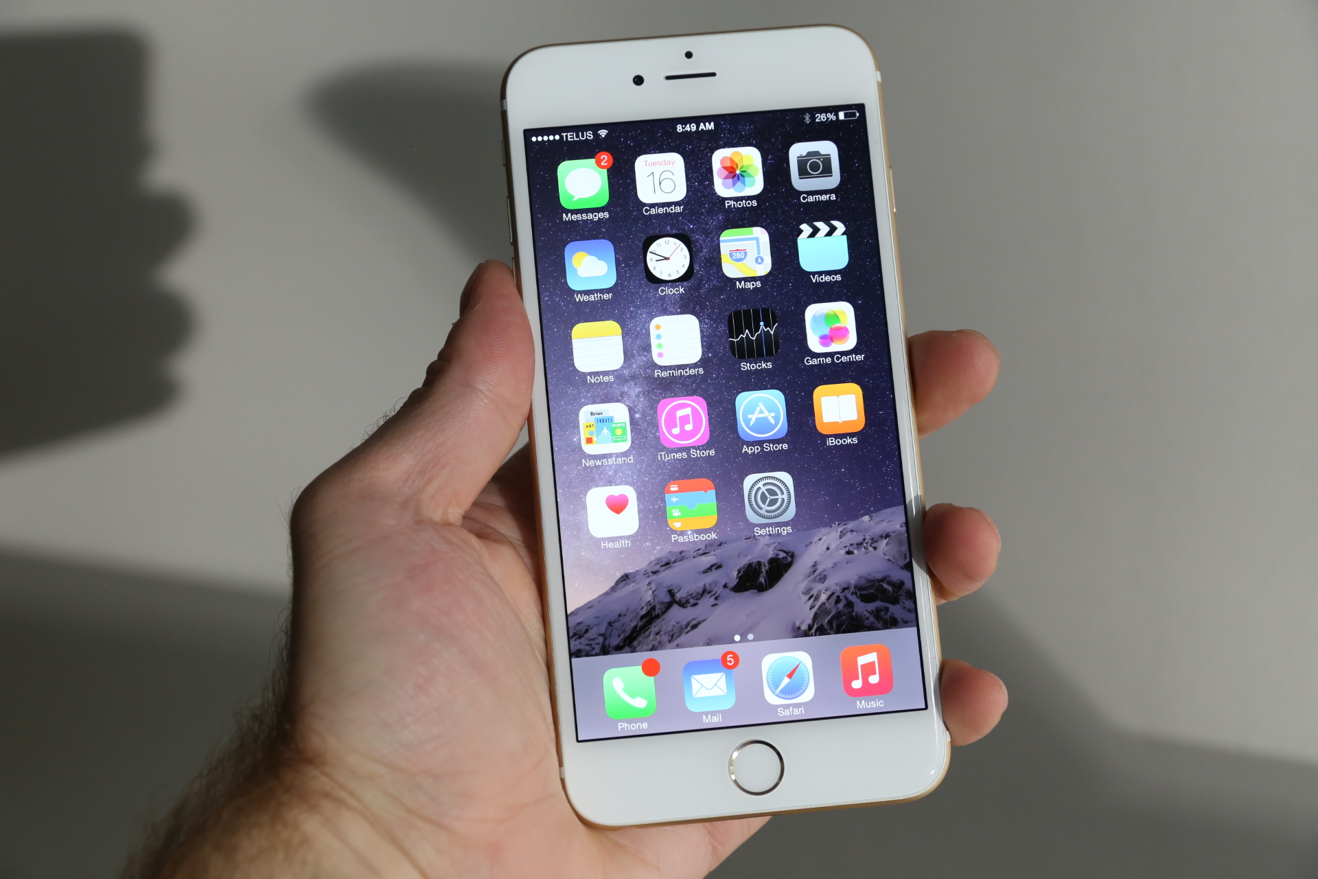 Actuación Matar oscuridad iPhone 6 Plus Review: The First Truly Well-Designed Big Smartphone |  TechCrunch