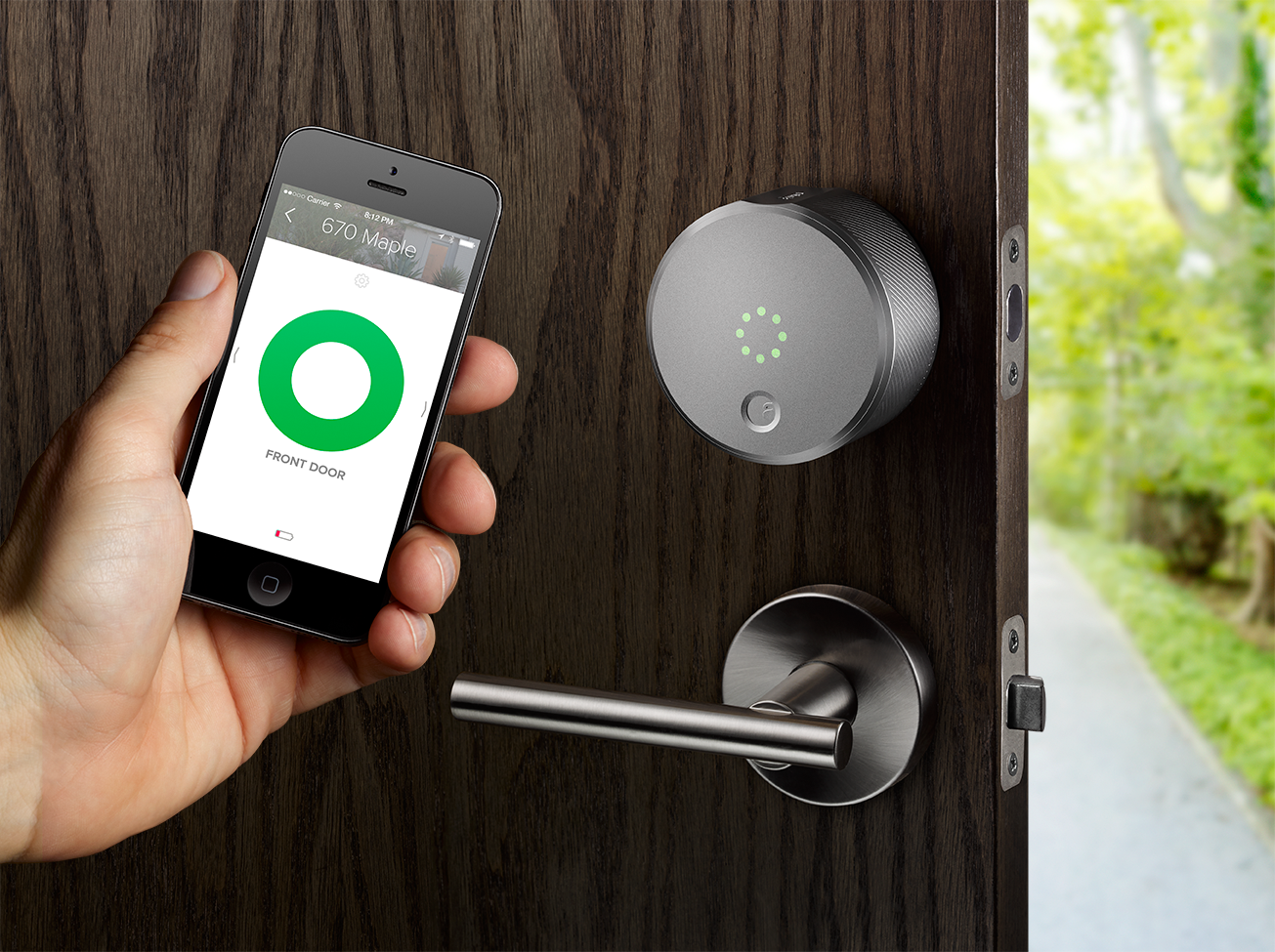 erfaring Modstand Logisk August's Smart Lock Goes On Sale Online And At Apple Retail Stores For $250  | TechCrunch