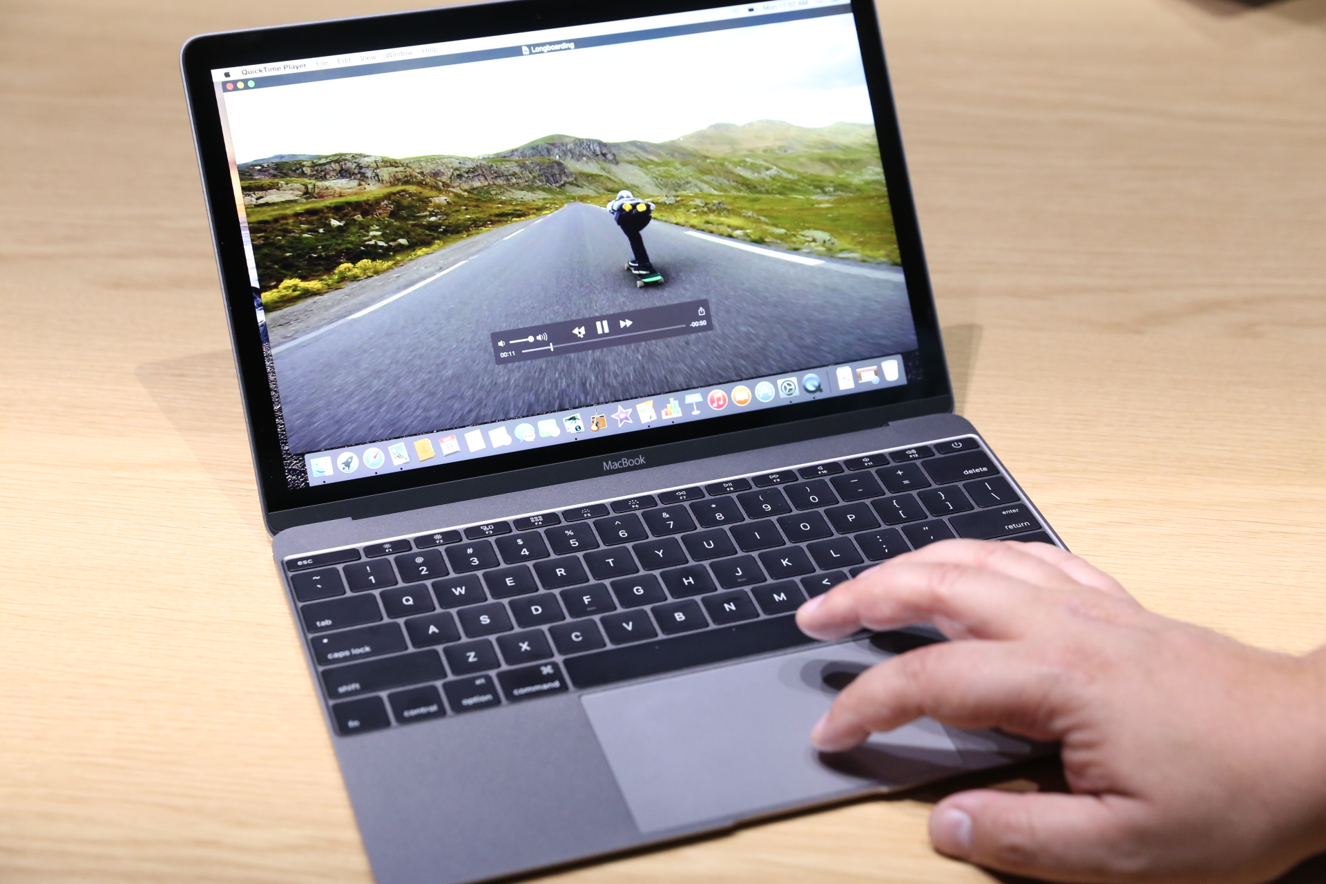 Hands On With The All-New Ultra Thin MacBook With Retina Display 