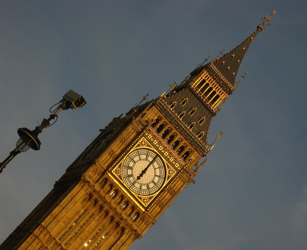 Surveillance powers in UK’s Online Safety Bill are risk to E2EE, warns legal exp..