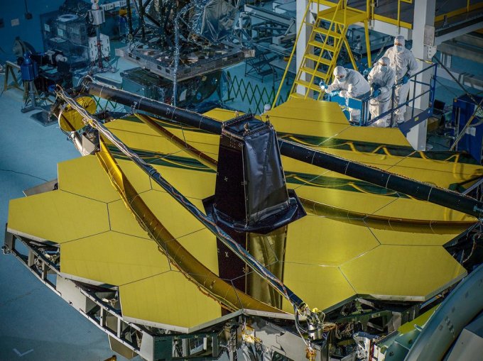 $10 billion James Webb Space Telescope pinged by micrometeoroid image
