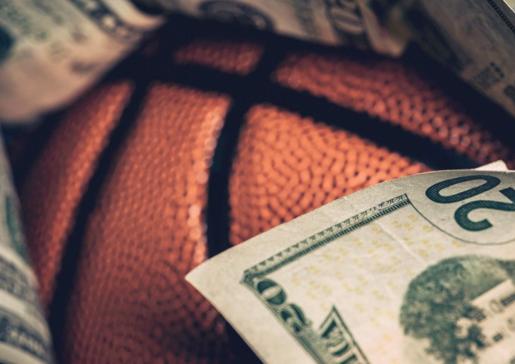 Supreme Court allows states to legalize sports betting, opening floodgates  for online gambling profits | TechCrunch