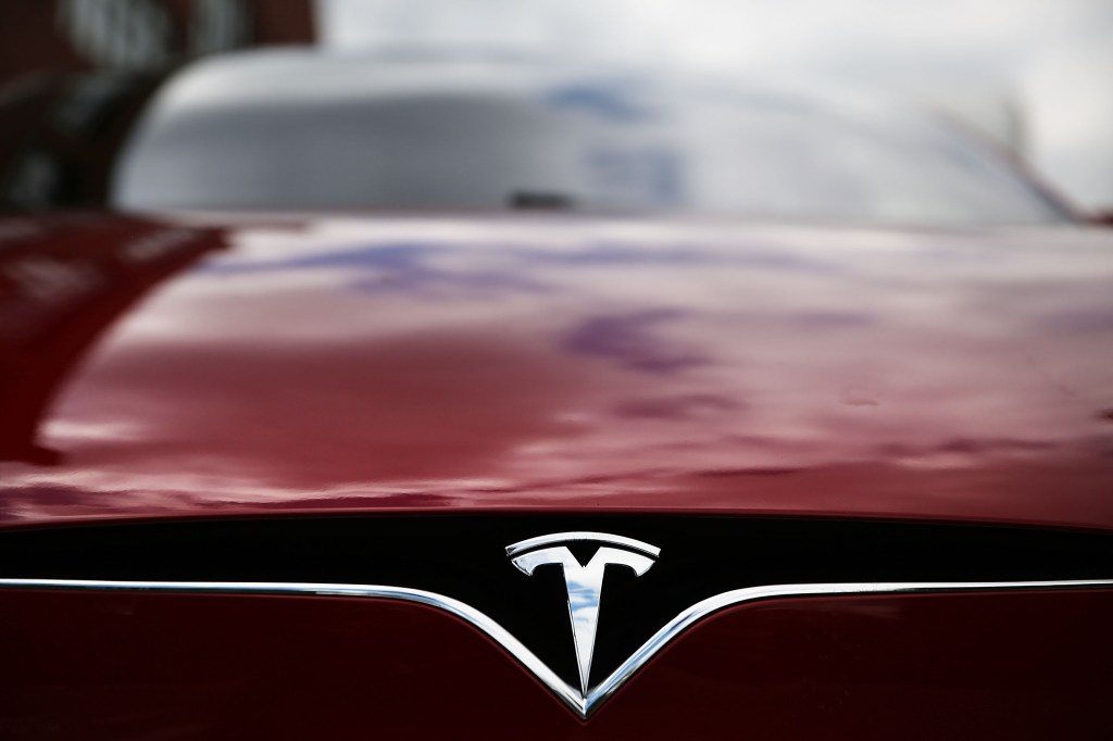 Senate committee calls out Elon Musk, wants answers on Tesla Autopilot