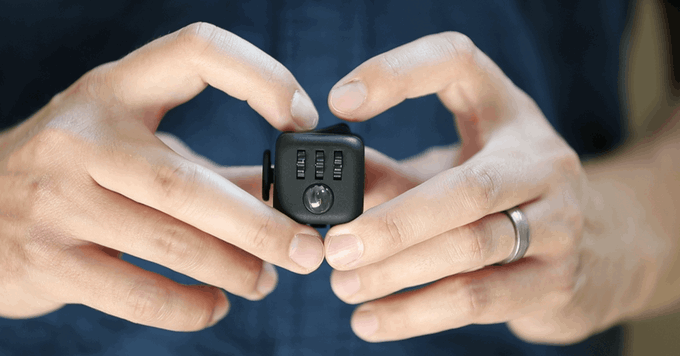 Fidget Cube is a brilliantly useless toy for fiddling | TechCrunch