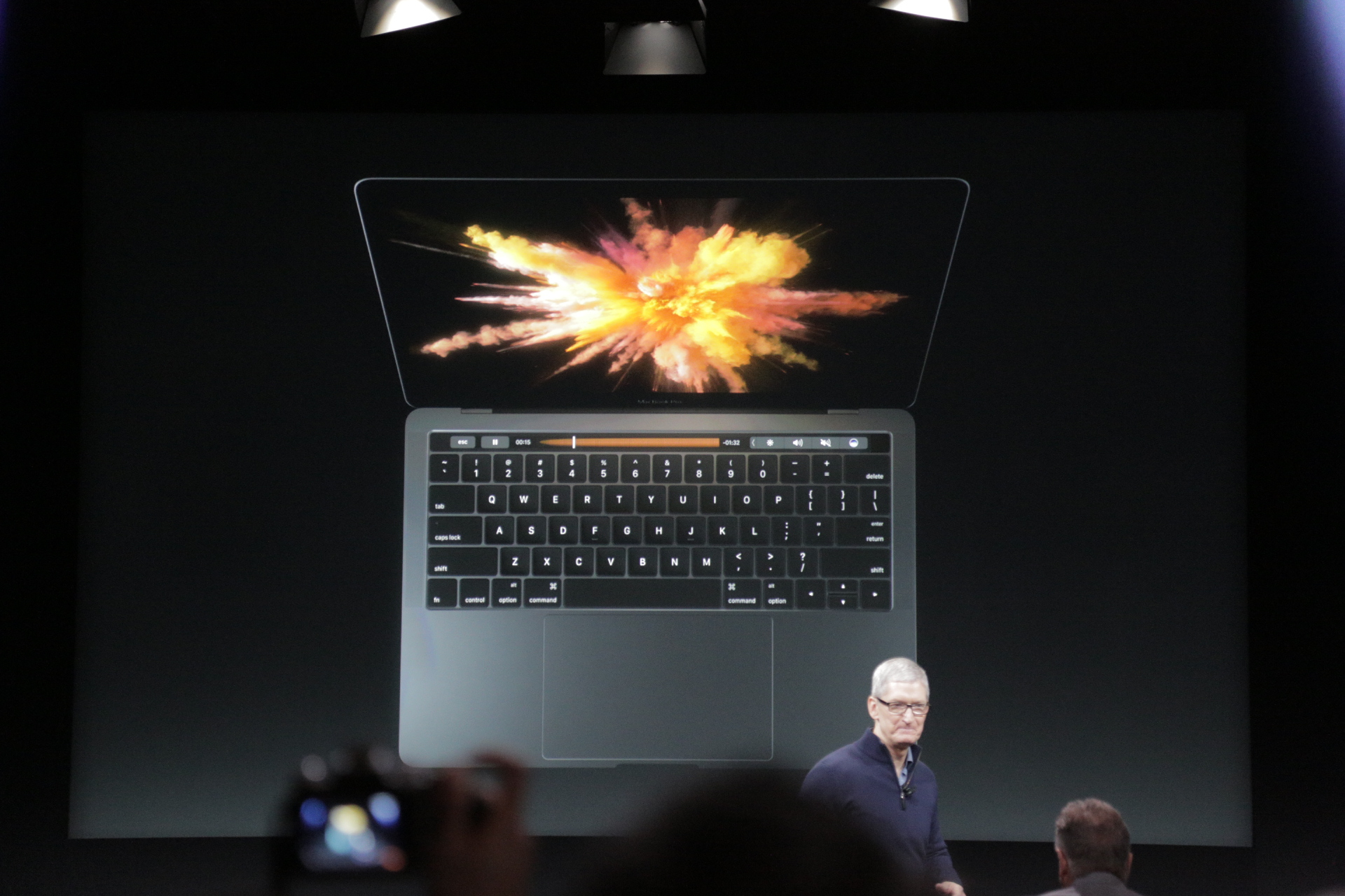 PC/タブレット ノートPC The new MacBook Pro is here | TechCrunch