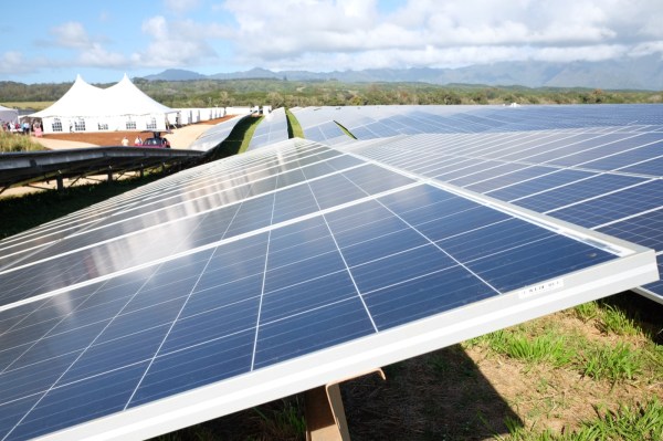 tesla-s-kauai-solar-facility-will-offset-1-6m-gallons-of-fuel-use-per