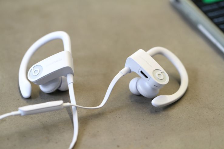 pair beats headphones with mac