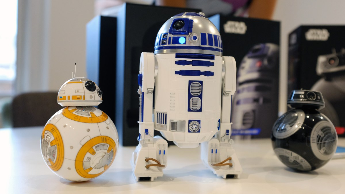 Adular Malgastar Reanimar Sphero's new Star Wars toys include R2-D2 and a new droid from 'The Last  Jedi' | TechCrunch