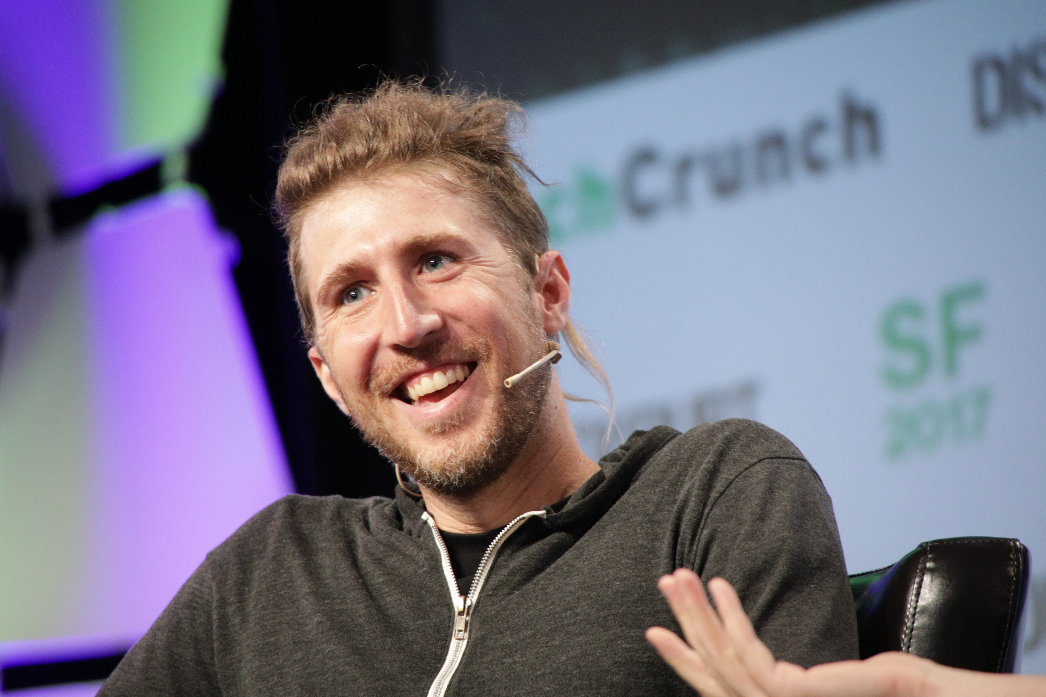 Moxie Marlinspike: The Coder Who Encrypted Your Texts - WSJ