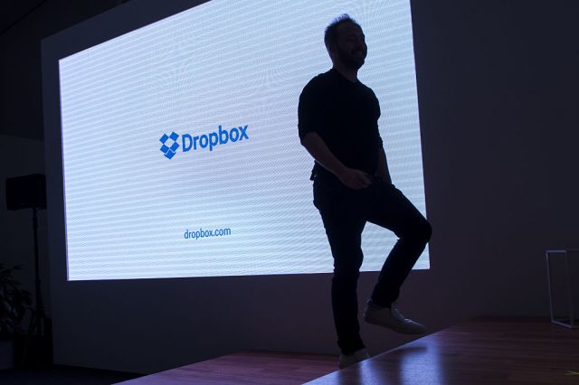 photo of Dropbox prices above its original range at $21 as it heads toward an IPO image