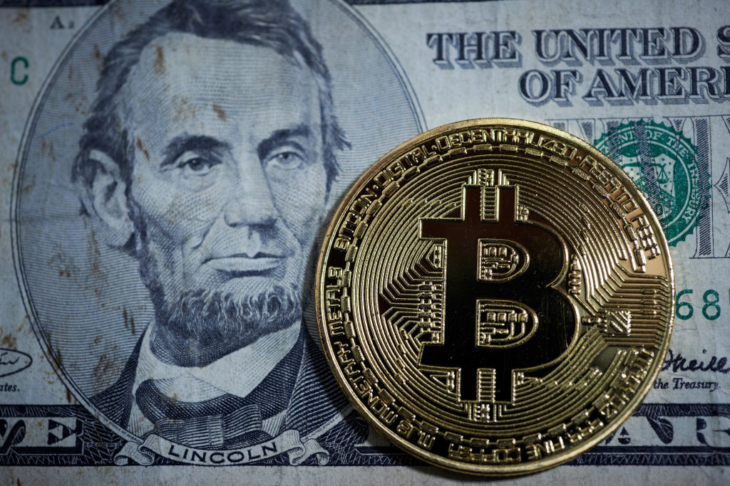 Central banks warns of bubble on bitcoins as it skyrockets