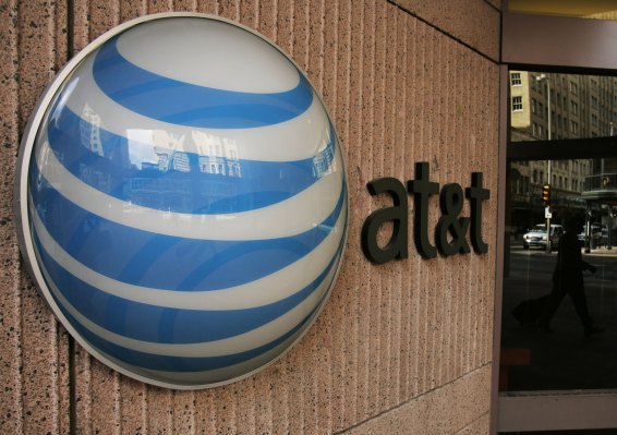 Photo of AT & T verwandelt DirecTV in ein eigenständiges Unternehmen: TechCrunch