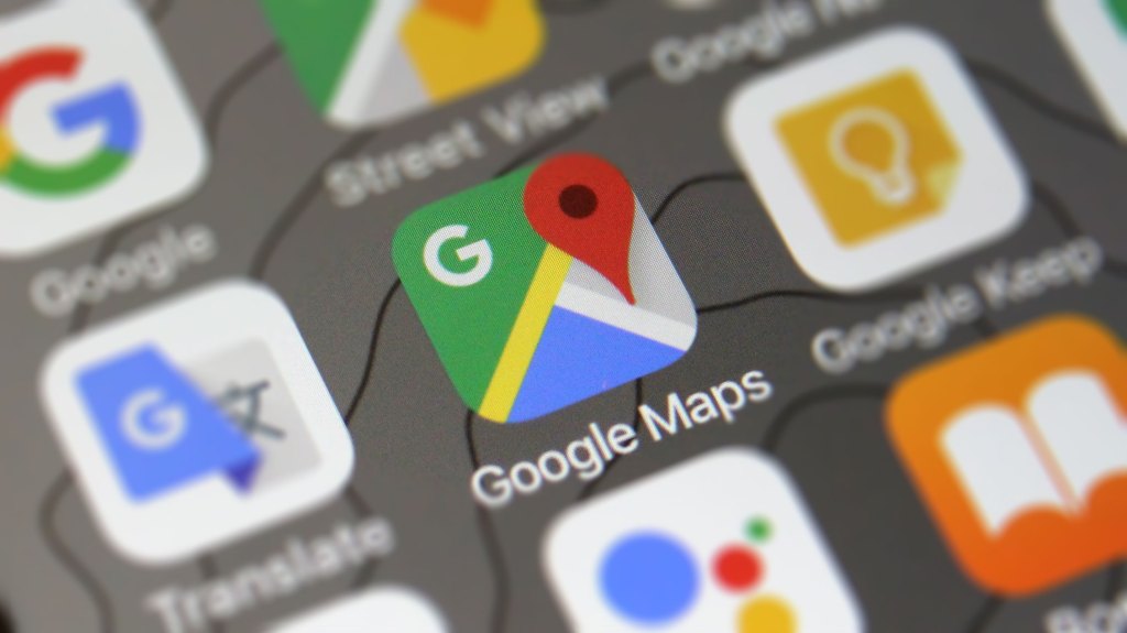 google maps adds more waze like