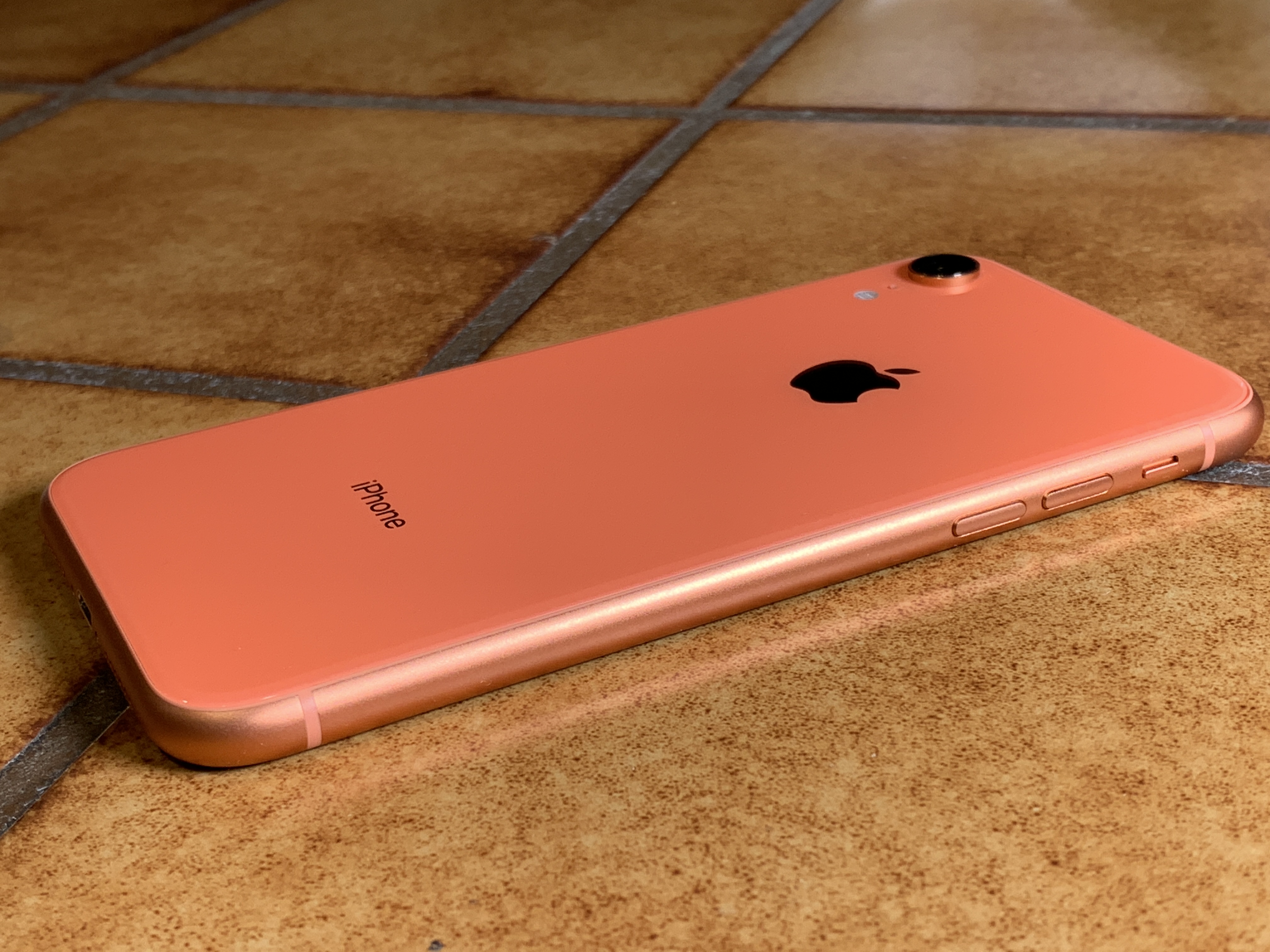 Review Apple S Iphone Xr Is A Fine Young Cannibal Techcrunch