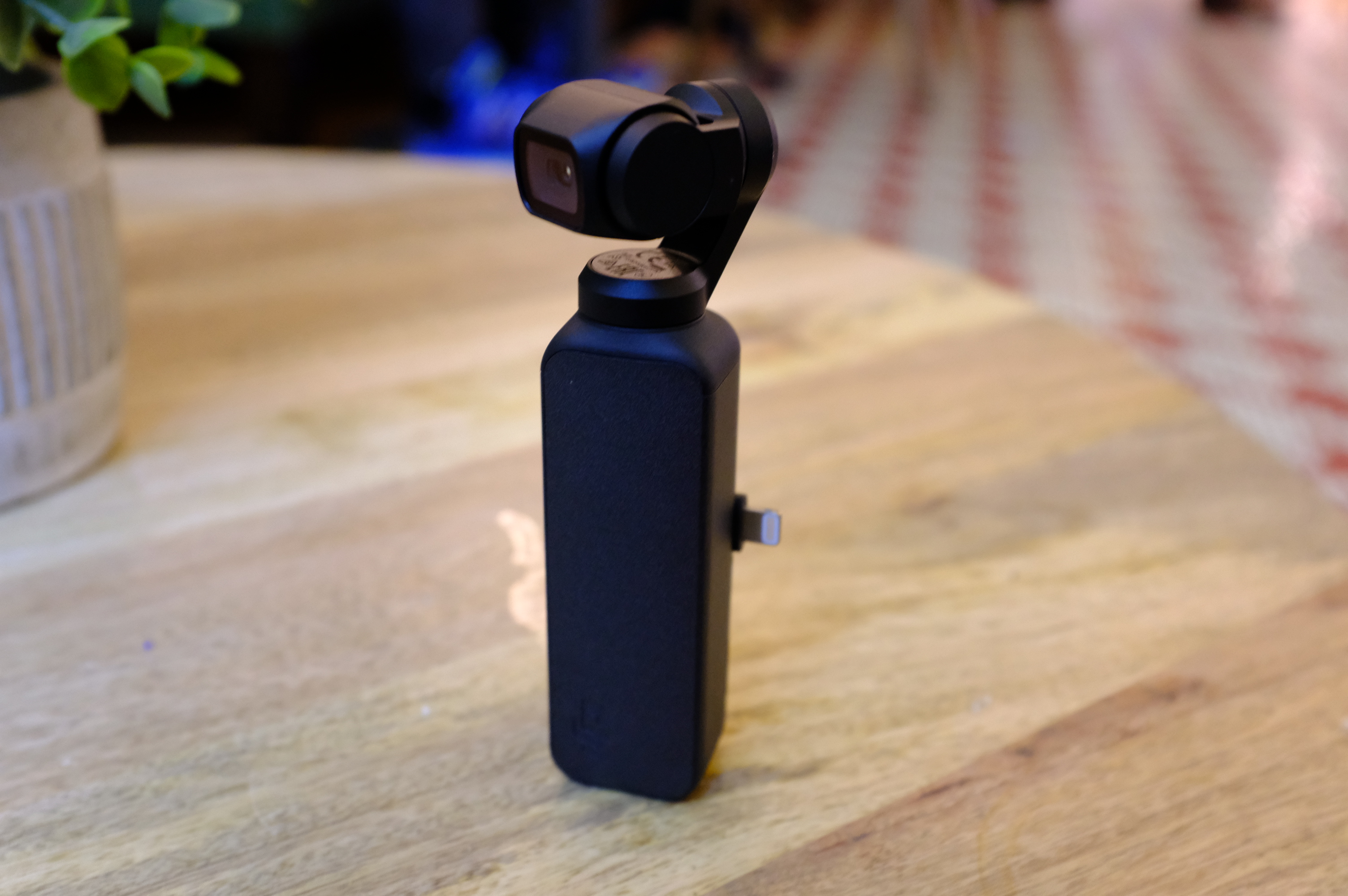 Up close and hands-on with DJI's Osmo Pocket gimbal | TechCrunch