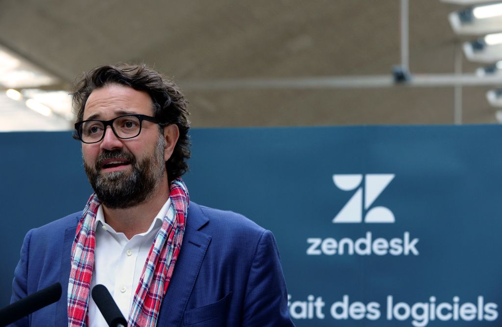 Customer service software and support ticket system Zendesk co-founder and CEO Mikkel Svane attends a press conference at the start-up incubator Campus "Station F" in Paris on March 22, 2017. / AFP PHOTO / ERIC PIERMONT (Photo credit should read ERIC PIERMONT/AFP/Getty Images)