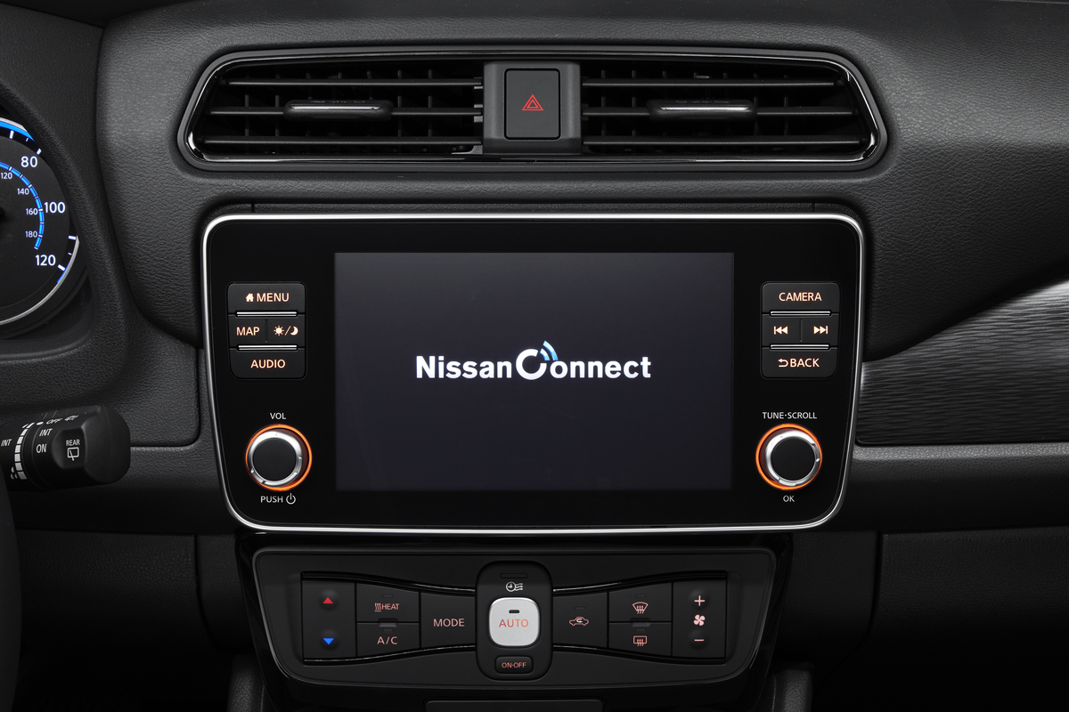 Nissan Leaf e+ interior