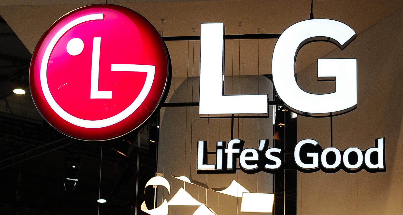 Poor smartphones sales drag LG to first quarterly loss in years  TechCrunch