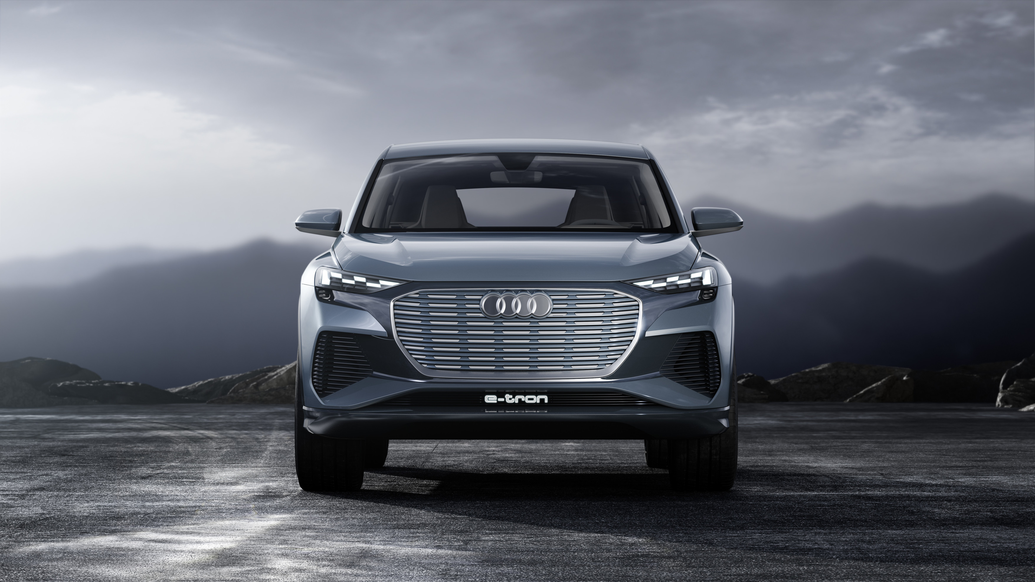Audi S New Q4 E Tron Concept Is A Compact Electric Crossover With 280 Miles Of Range Internet Technology News - ember moon tron mine roblox