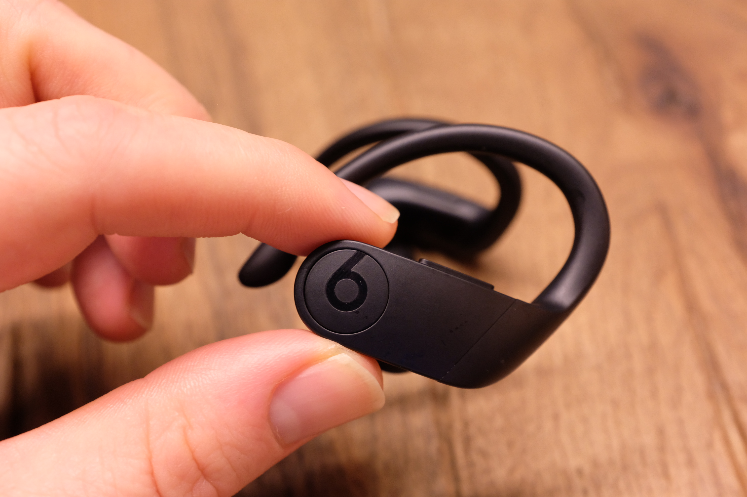 Powerbeats Pro are the Bluetooth earbuds to beat – TechCrunch