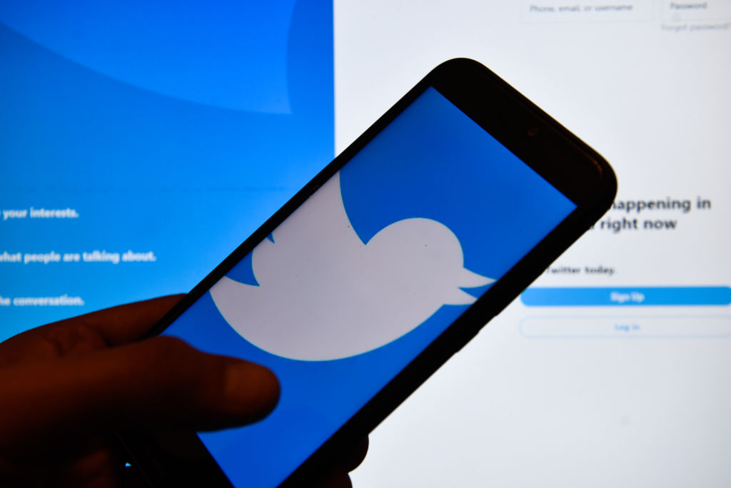 Twitter may let users choose how to crop image previews after bias scrutiny
