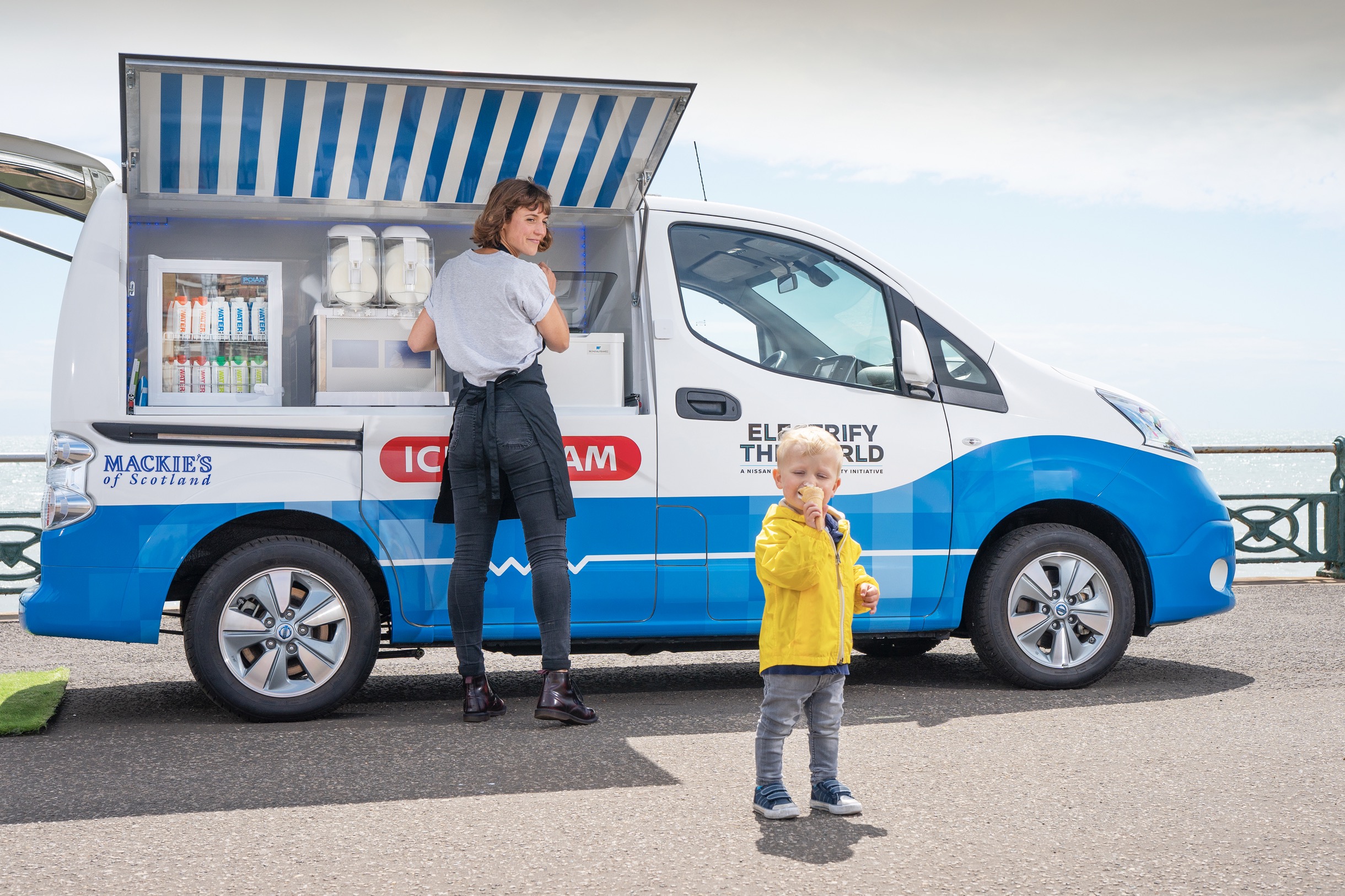 Nissan S Zero Emission Ice Cream Van Uses Old Ev Batteries To Keep