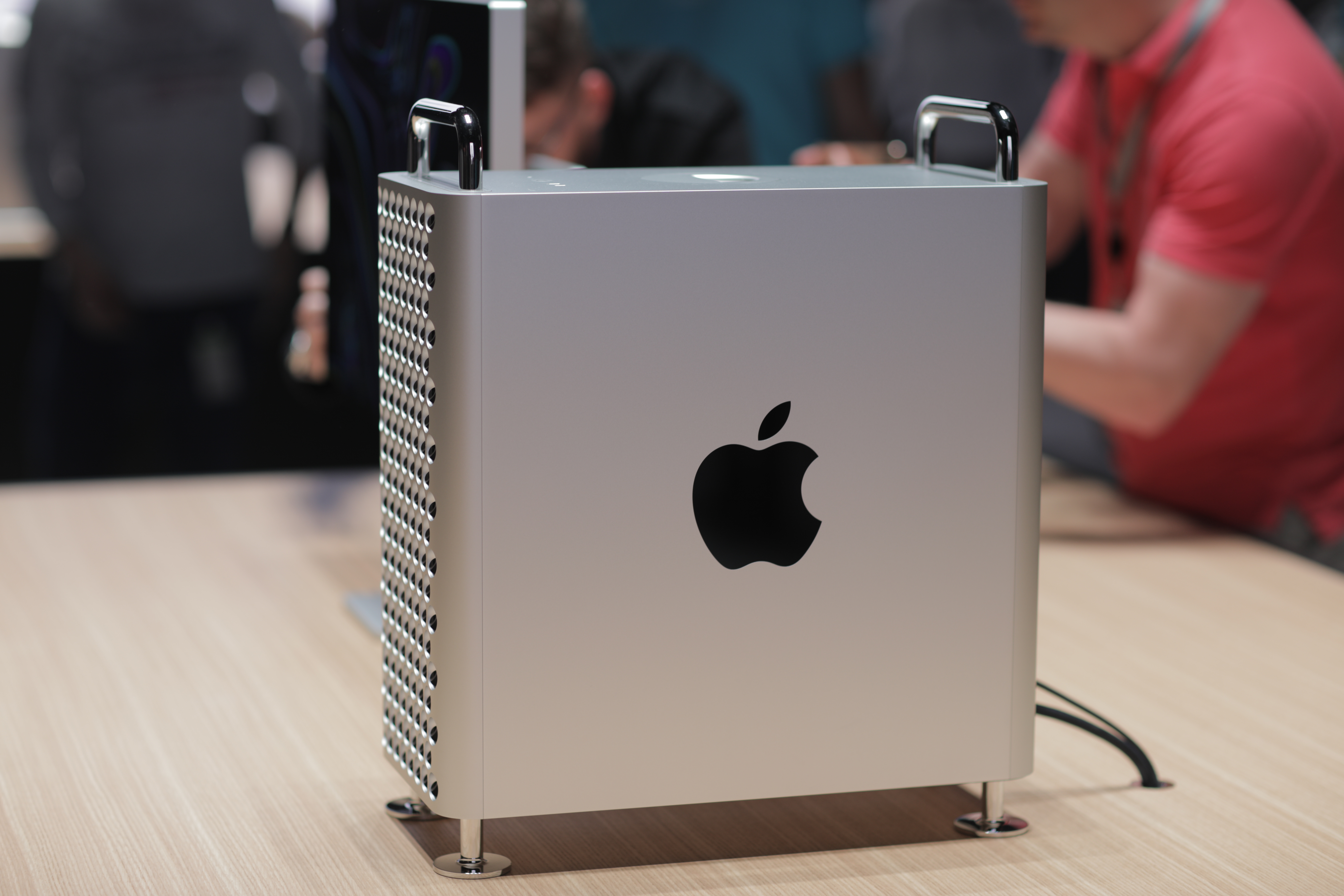 A Closer Look At Apple S Reinvented Mac Pro Pnu