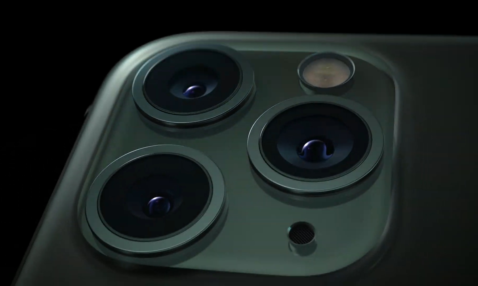 Why the new iPhone 11 Pro have 3 cameras? | TechCrunch