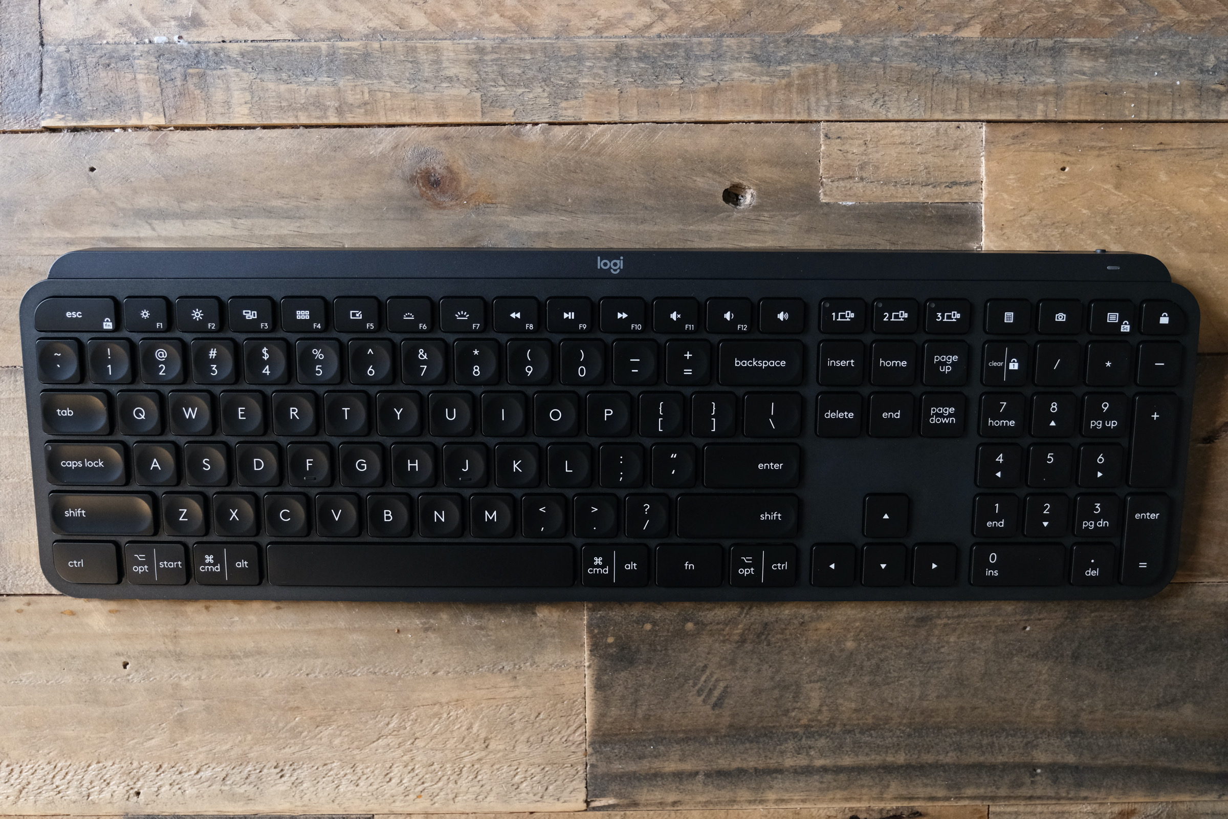 Merchandiser spisekammer skibsbygning Logitech's MX Master 3 mouse and MX Keys keyboard should be your setup of  choice | TechCrunch