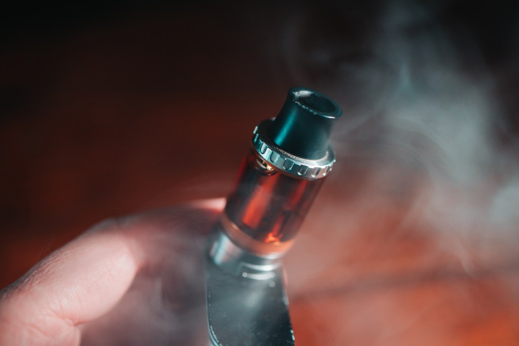 Vape lung is on the decline as CDC report fixes blame on oily additive