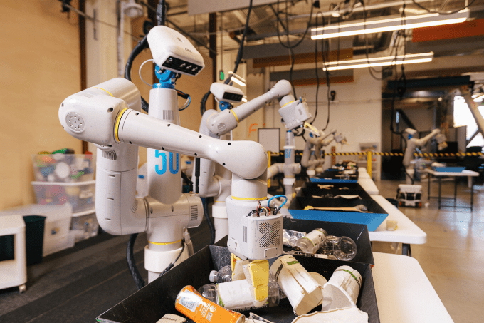 Alphabet's X details a garbage-sorting bot that's part of its plan to make robots an everyday thing image