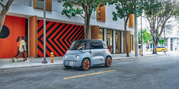 Citron introduces a two-seat EV that costs 19.99 a month