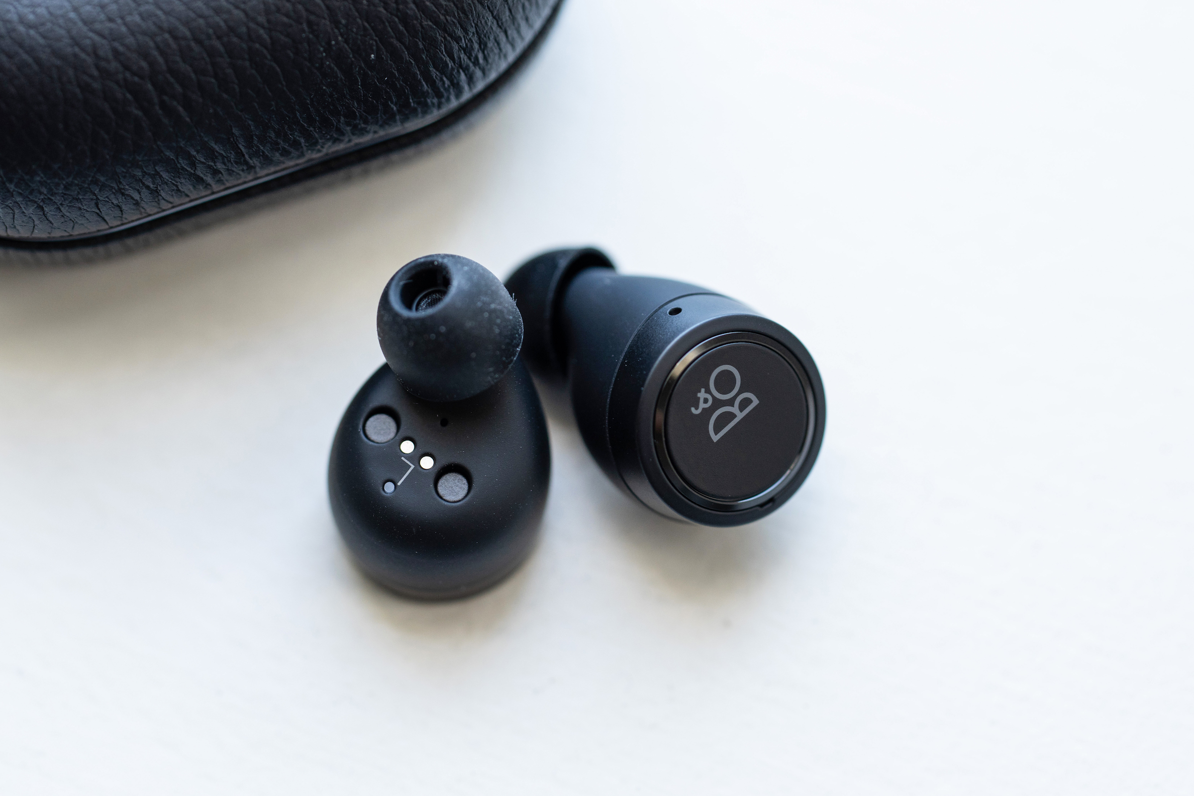 Bang & Olufsen’s latest Beoplay E8 fully wireless earbuds offer top sound and comfort