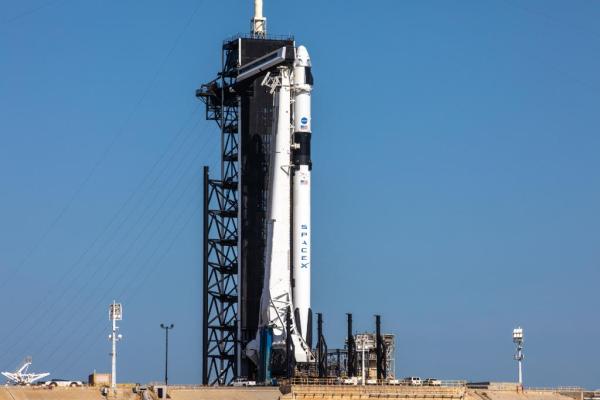 NASA and SpaceX confirm SpaceX's first ever astronaut launch is a 'go' thumbnail