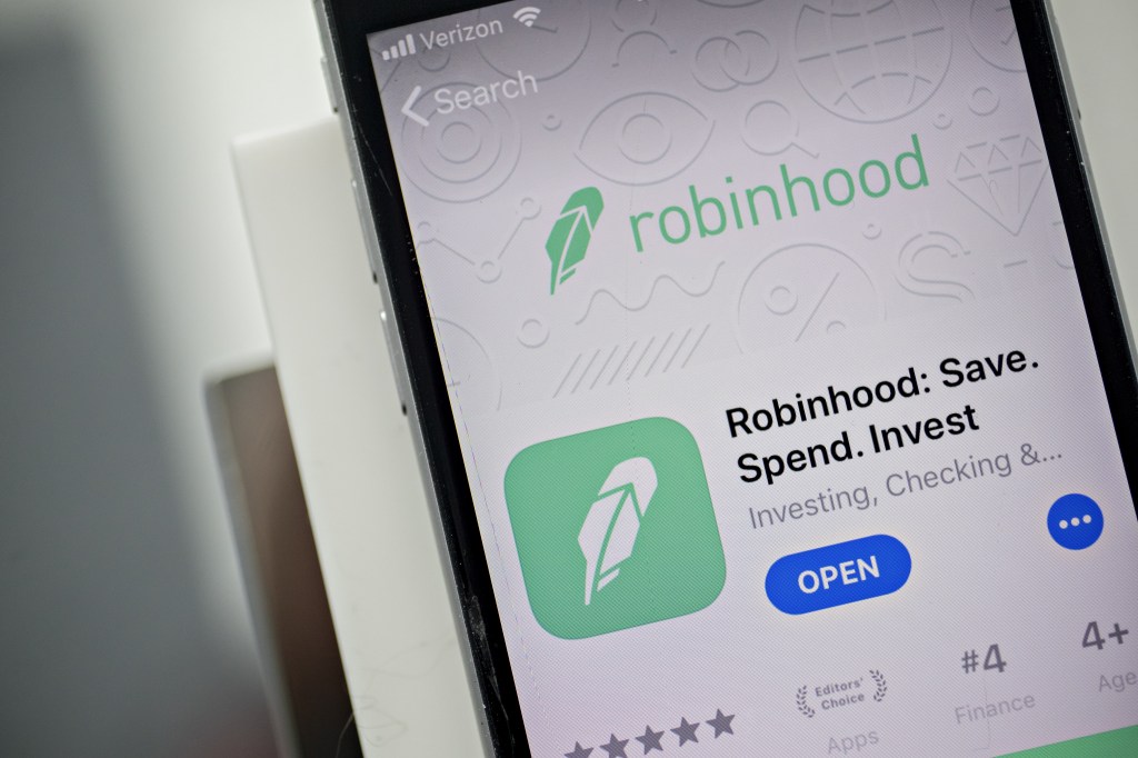 Robinhood’s stock pops 25% on news of extended trading hours