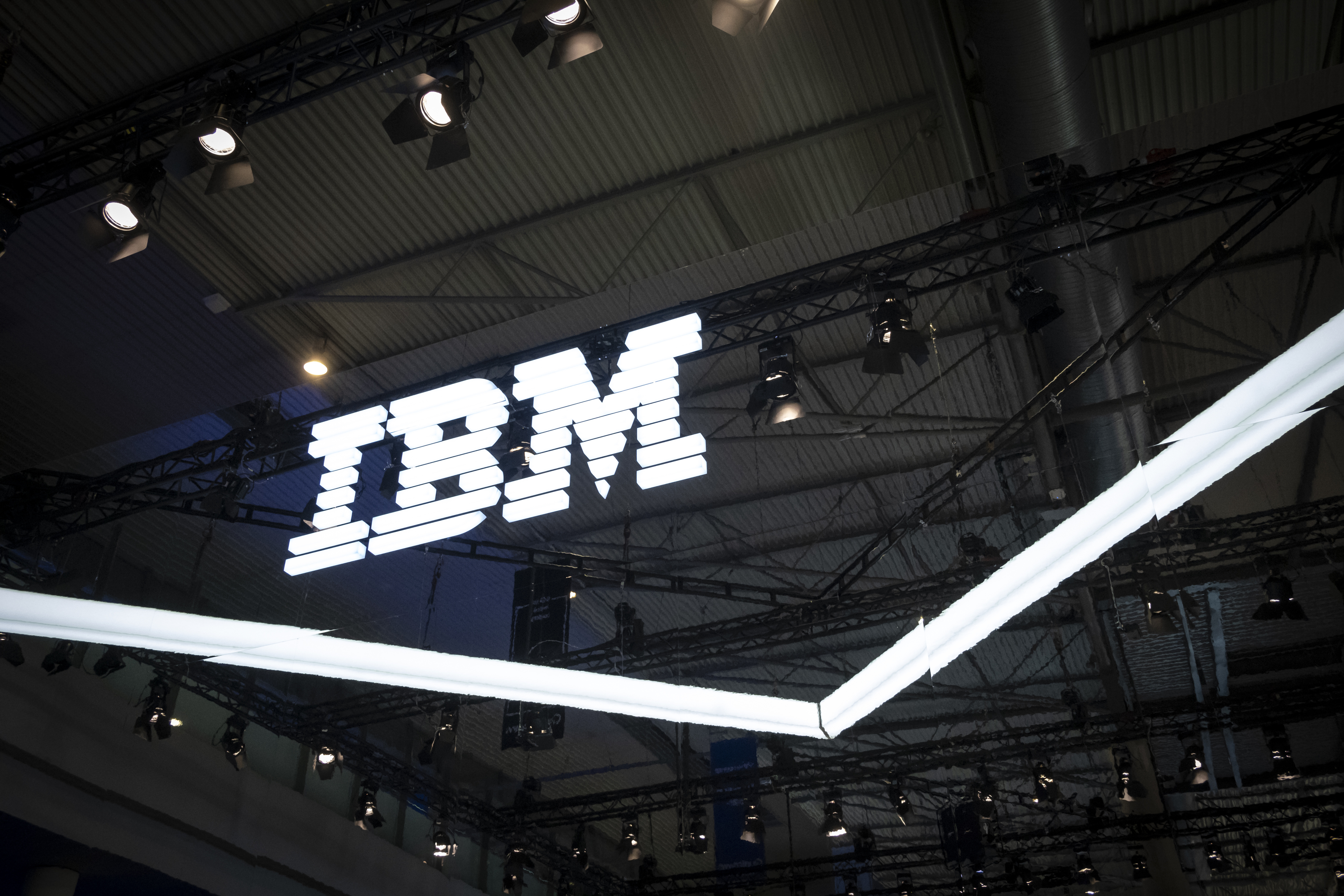 IBM and Red Hat expand their telco, edge and AI enterprise offerings
