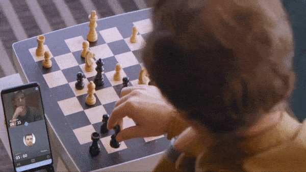 Play Chess on the Video Call