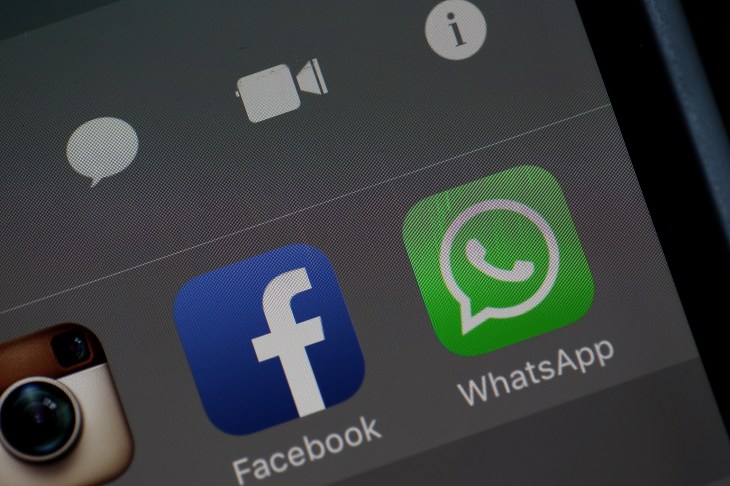 Апликација за мобилни пораки во сопственост на Фејсбук WhatsApp додава крај за да се заврши шифрирањето