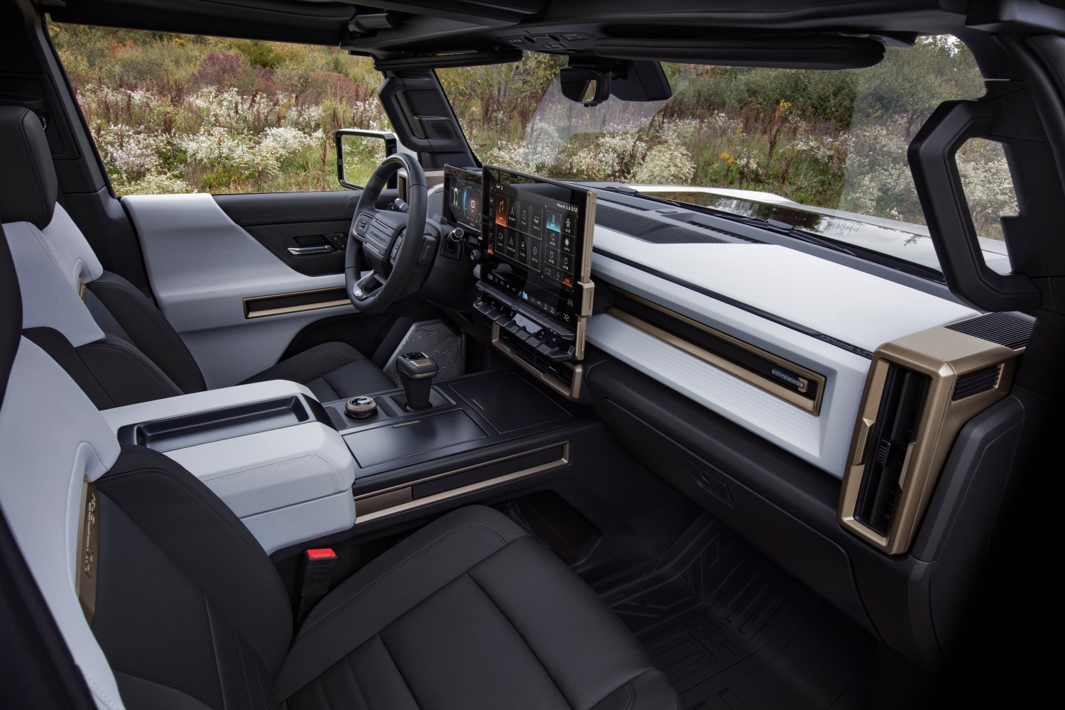 GMC reveals the Hummer EV: 1,000 HP, 350 mile range, and 0-60 in 'around 3  seconds' | TechCrunch