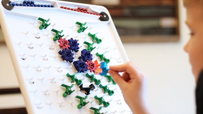 Gift Guide: 22 STEM toy gift ideas for every little builder