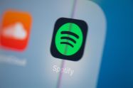 Spotify updates its home screen with new discovery feeds for music and podcasts Image