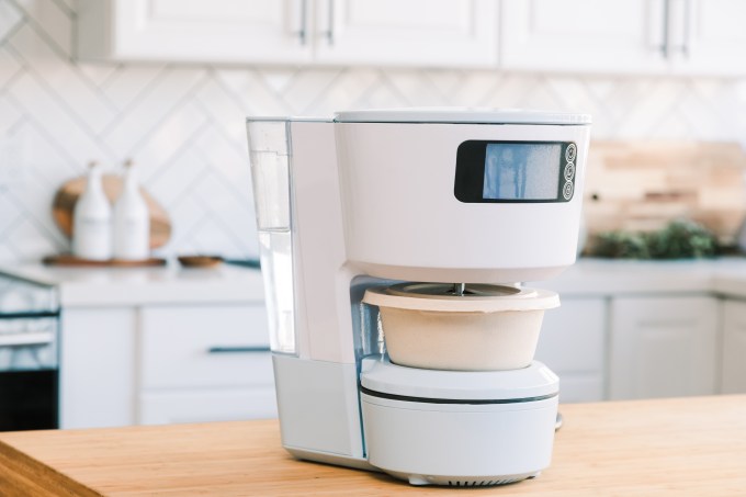 Yo-Kai Express' smart home cooking appliance Takumi