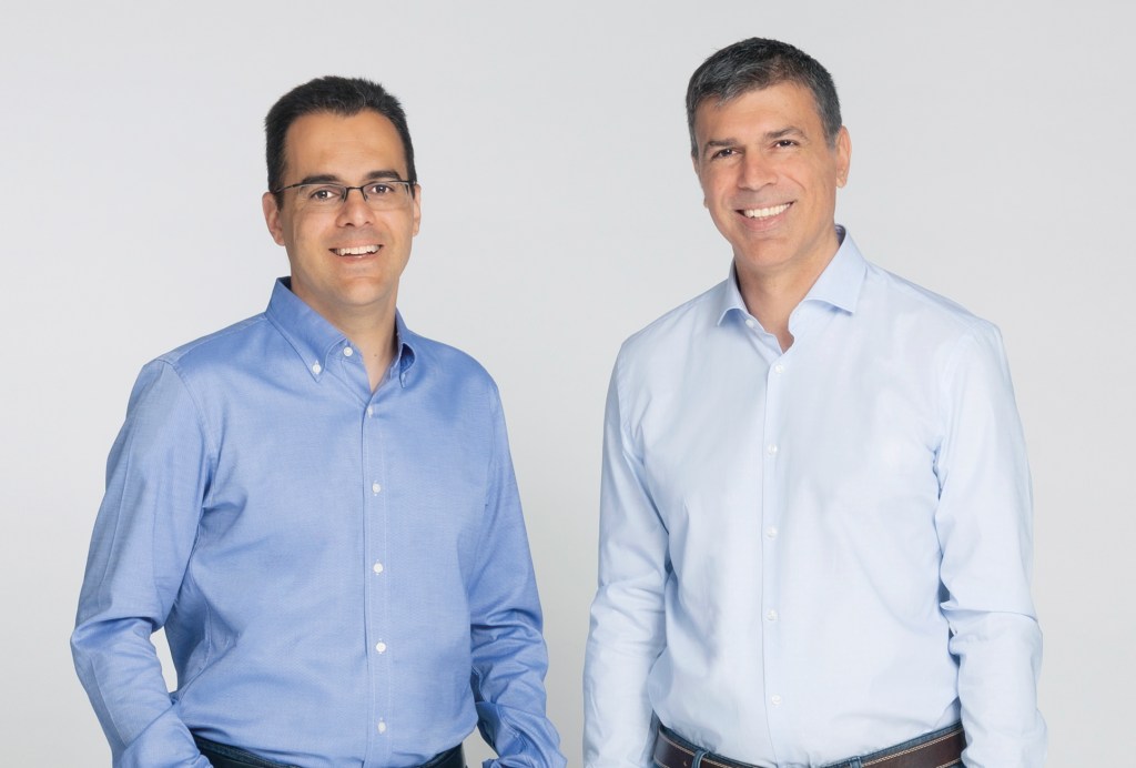 Dror Davidoff (right), co-founder and CEO of Aqua Security and Amir Jerbi (left), co-founder and CTO of Aqua Security