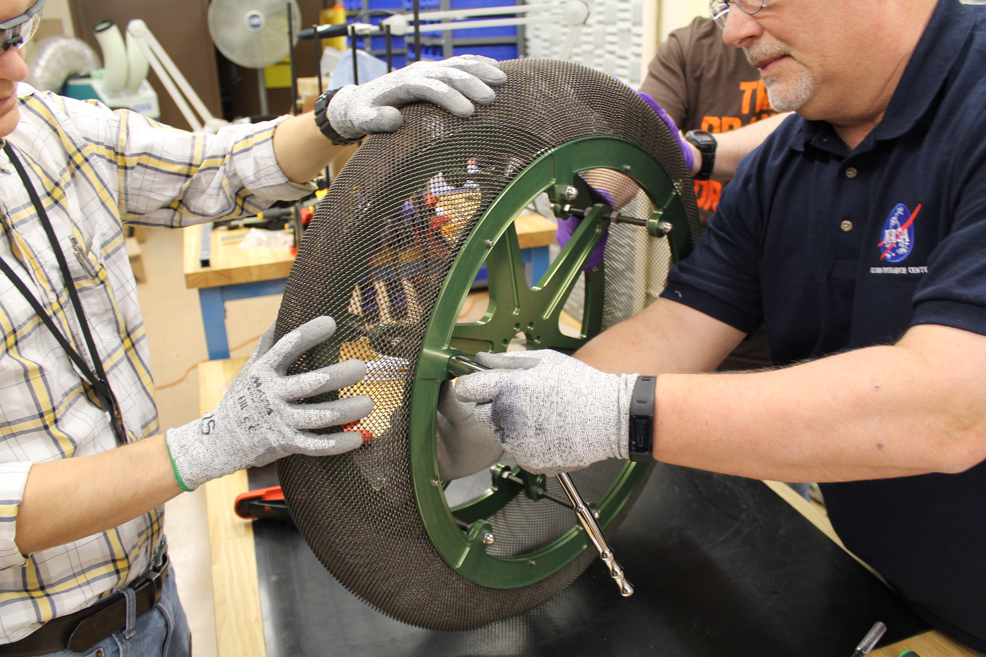 Airless Tires Using NASA's Rover Tech